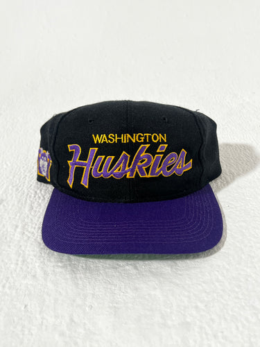 Vintage 1990's Washington Huskies UW Script Black Snapback Hat