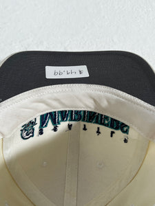 Vintage Seattle Mariners White Strapback Hat (NWT)