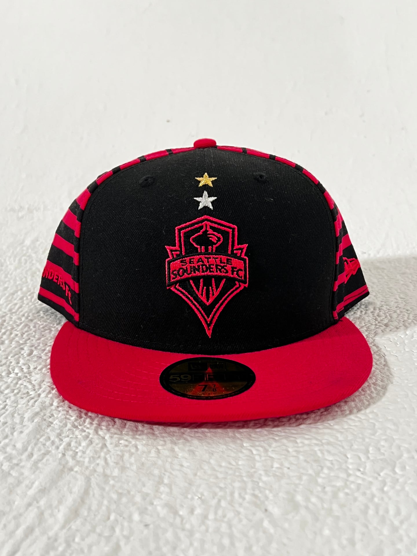 Seattle Sounders Pink/Black New Era Fitted Cap