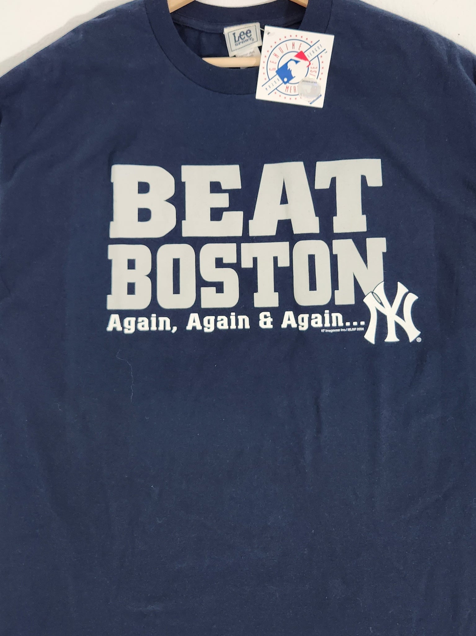 Vintage New York Yankees V-neck 90s Tshirt 