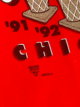 Vintage Red Chicago Bulls "1996 NBA Champs" T-Shirt Sz. XL