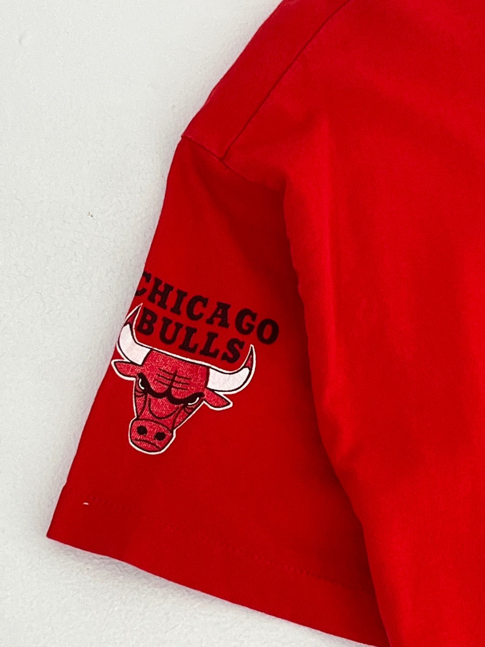 Vintage 1990's Chicago Bulls 'Magic Johnson Tees' Sz. L