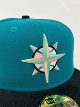 New Era / Hat Stop Exclusive Teal Seattle Mariners "Corduroy Brim" Fitted Hat