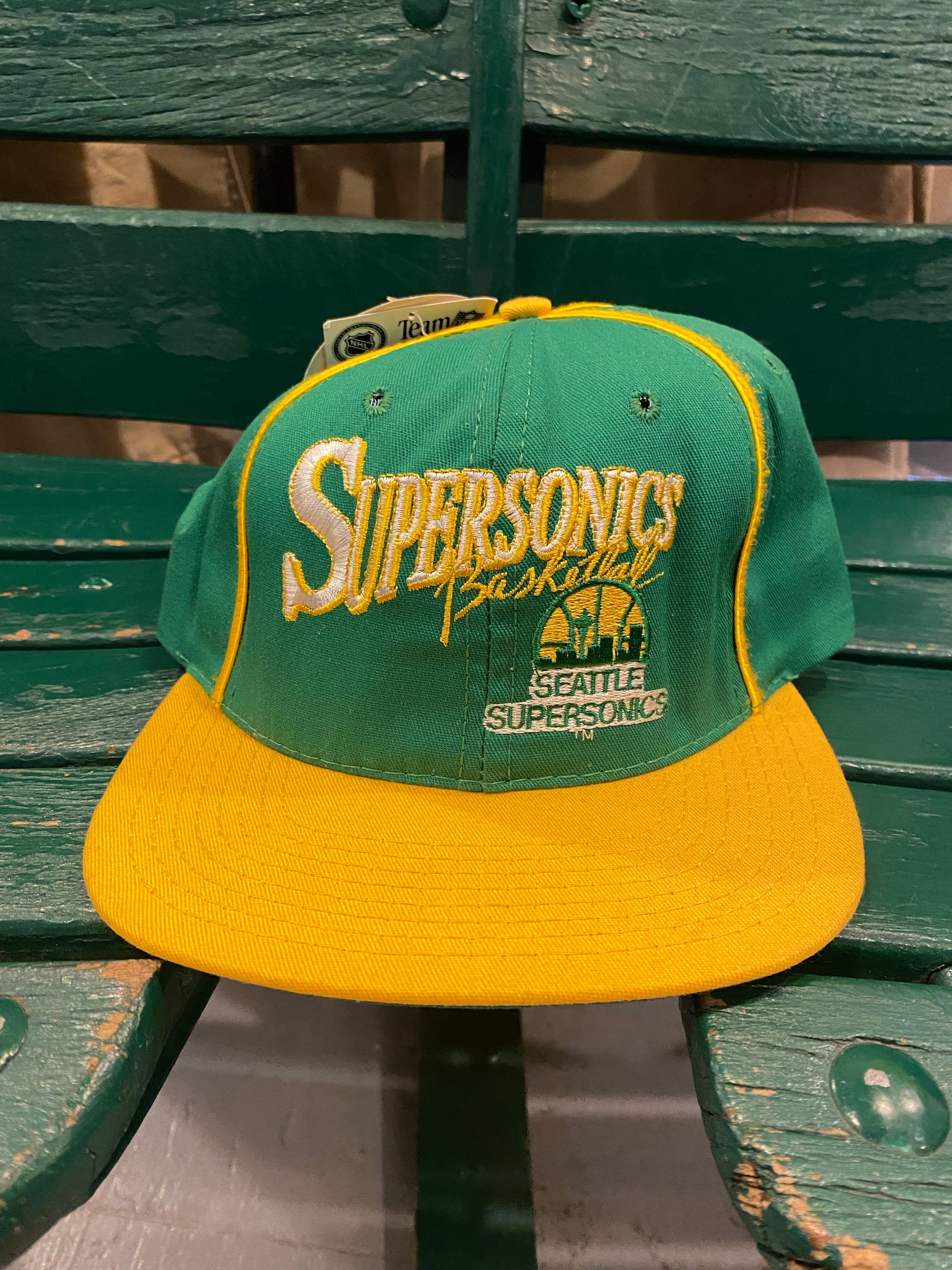 Mitchell & Ness Seattle Supersonics Sonics New Yellow Green Era Snapback  Hat Cap