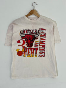 Vintage Chicago Bulls "3-Peat" White T-Shirt Sz. M