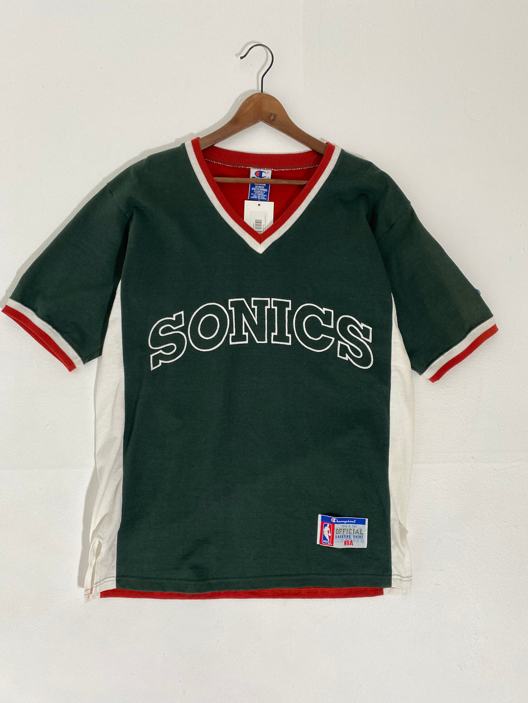 Vintage 1990’s Seattle Super Sonics CHAMPION Shoot-Around Shirt Sz. M