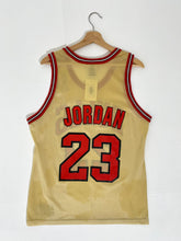 Vintage 1990's Gold Chicago Bulls 'Michael Jordan' 50th Year Anniversary Edition Jersey Sz. M (40)
