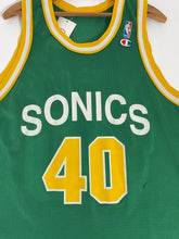Seattle Super Sonics Vintage 90s Shawn Kemp Champion 
