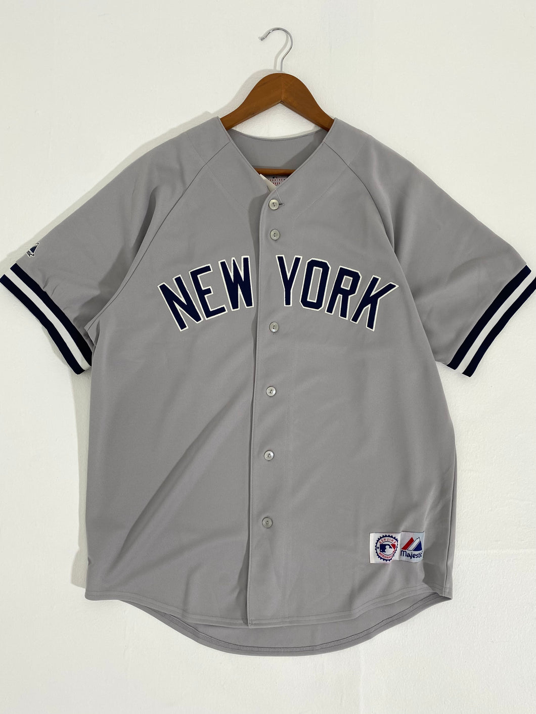 Majestic New York Yankees HIDEKI MATSUI 2009 World Series Baseball JER –