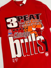 Vintage Chicago Bulls "3-Peat" Red T-Shirt Sz. L