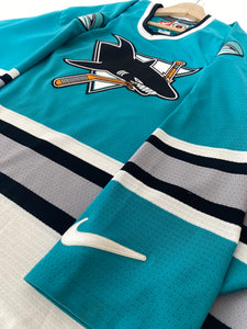 LeVintageGalleria Vintage 90s San Jose Sharks NHL Street Jersey - Nike - Size XXL - Ice Hockey Shirt - Teal and Black - Rare Find