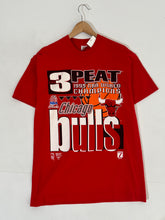 Vintage Chicago Bulls "3-Peat" Red T-Shirt Sz. L