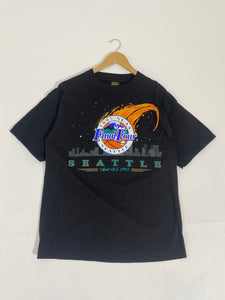 Vintage 1995 NCAA Basketball Final Four Seattle "Asteroid" T-Shirt Sz. XL