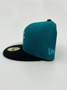New Era / Hat Stop Exclusive Teal Seattle Mariners "Corduroy Brim" Fitted Hat